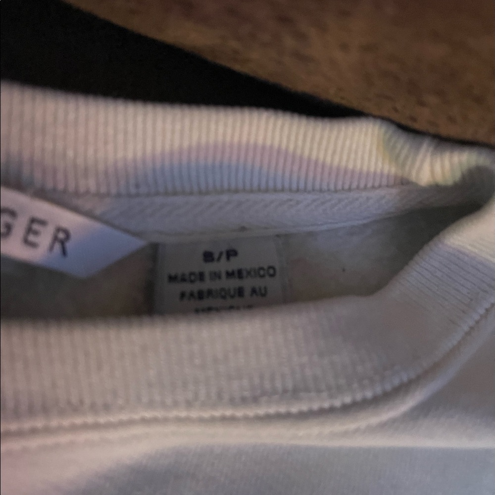 Women’s vintage 90’s Tommy Jeans sweat shirt. - Picture 2 of 3